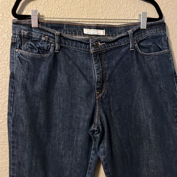 Levi’s ultimate lift boot cut 544 women’s jeans - Picture 2 of 7